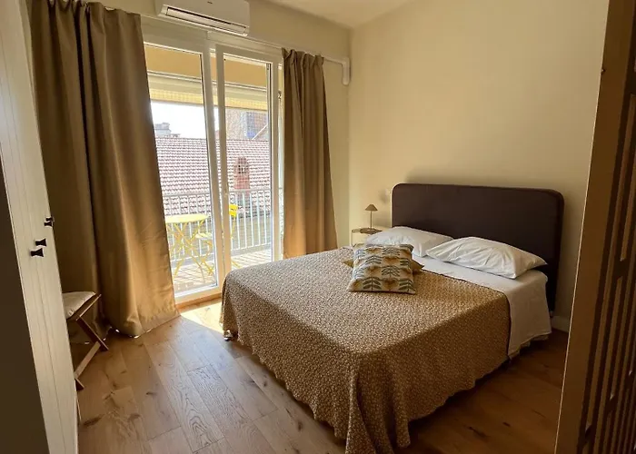 Teodora Safran 拉文纳