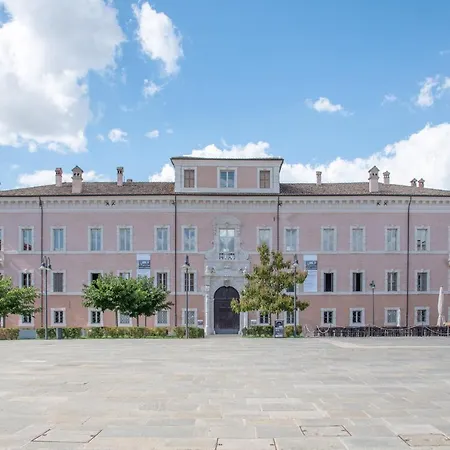 Teodora Safran 라벤나