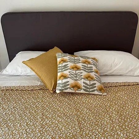 아파트 Teodora Safran *