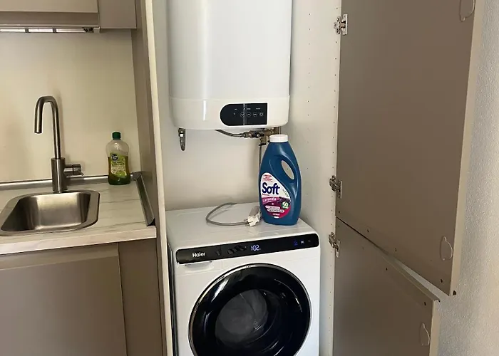 Teodora Safran 라벤나